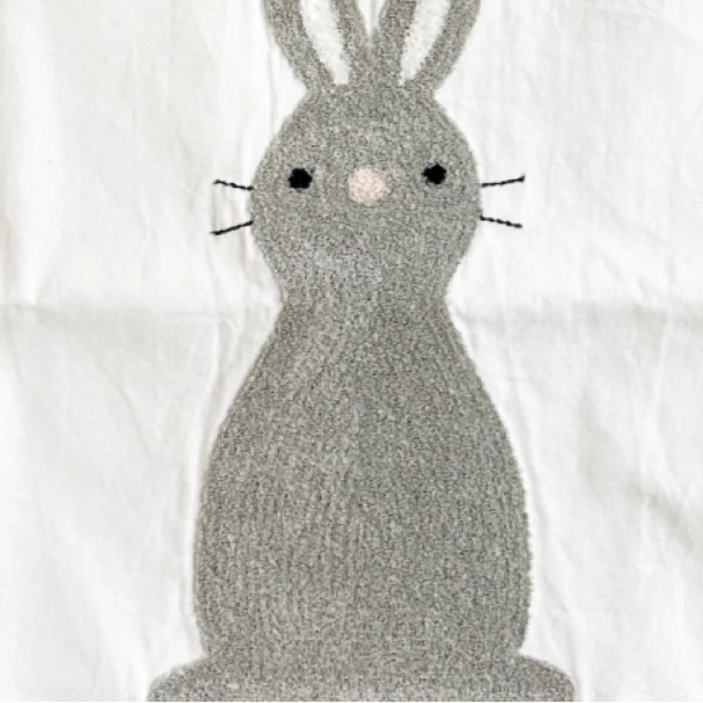 NEW The Farmhouse Rachel Ashwell HEADS & TAILS Bunny Tablerunner 🐇🐇🐇